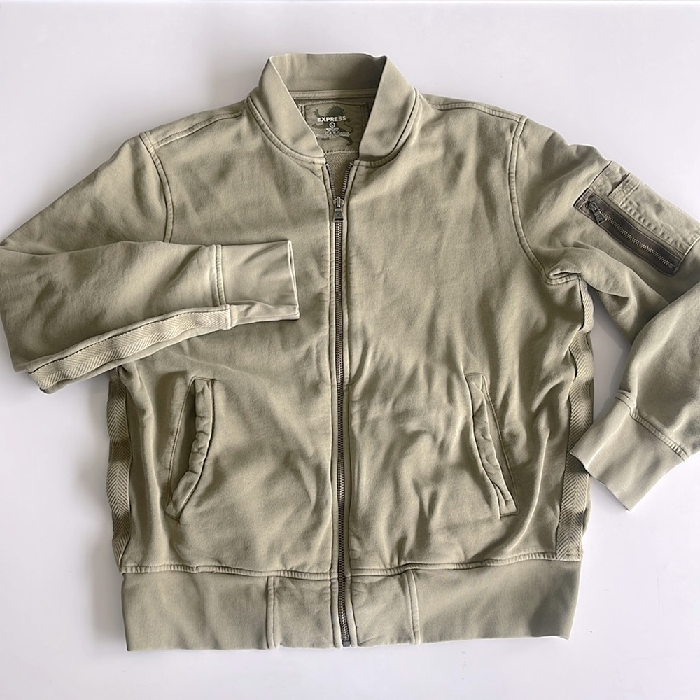 EXPRESS zip-up jacket 🩶 EUC & unique!
